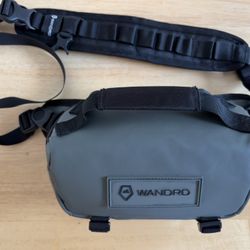 Wandrd Rogue Sling 3L Camera Bag
