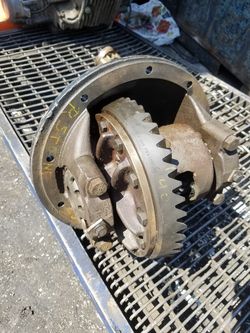 1957 to 62 Pontiac Oldsmobile 410 posi rebuilt third member with new gears
