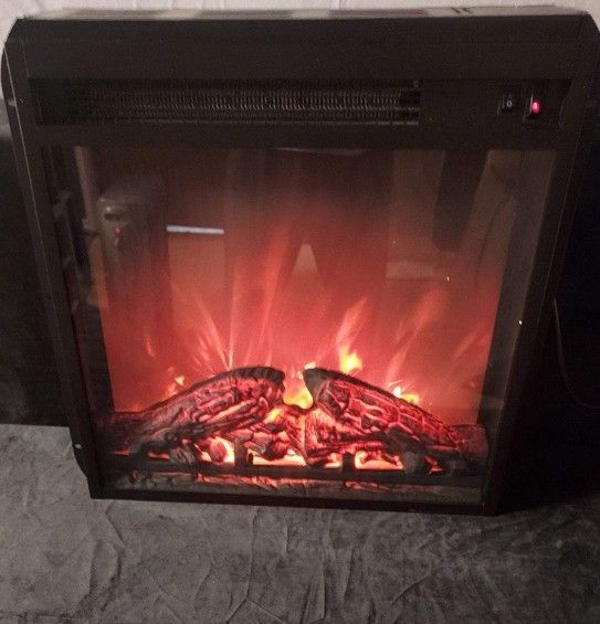 Brand New 18" BY 17.5" FIREPLACE HEATER INSERT $399 NEW BNIB NEVER USED 