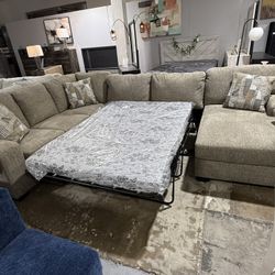 Pull Out Bed Sectional 