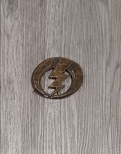 The Flash Lightning Bolt Metal Pin Badge