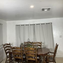 Comedor De Madera Solida Con Extensiones Y 6 Sillas 