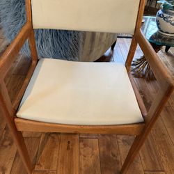 DSCAN MCM CHAIR
