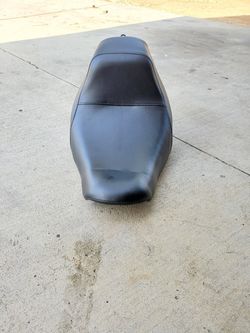 Harley softail solo seat