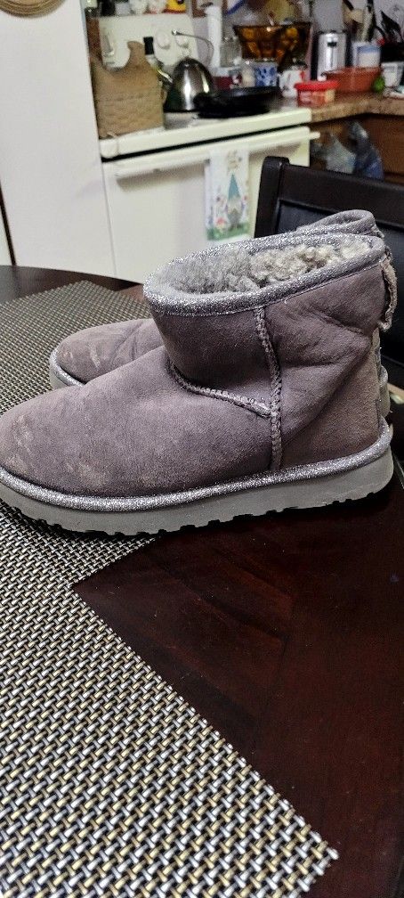 Grey/ Silver UGGS