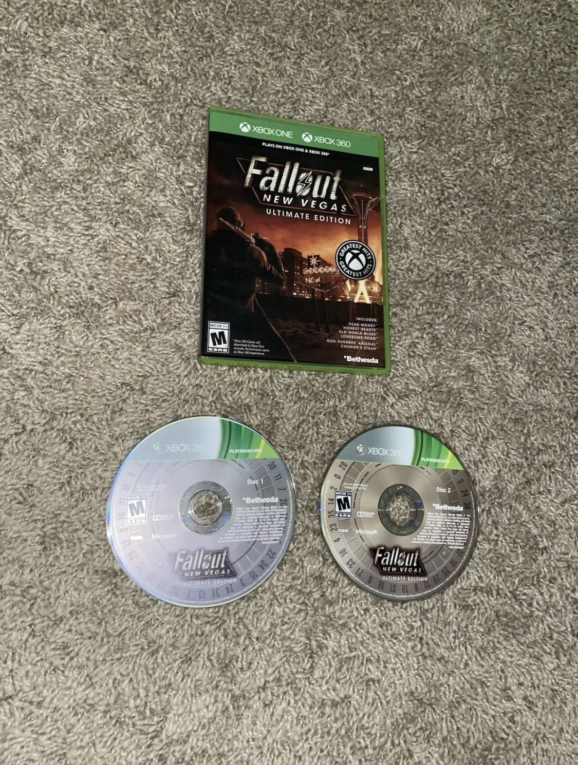 Fallout RPG Lot – New Vegas Ultimate + Fallout 4 Vault-Tec (Xbox One; Excellent Condition)