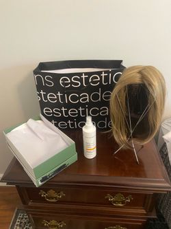 BRAND NEW ESTETICA - JAMISON/SYNTHETIC LACE FRONT WIG