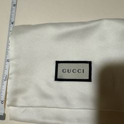 GUCCI WALLED DUST BAG 