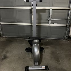 Sunny health fitness rower