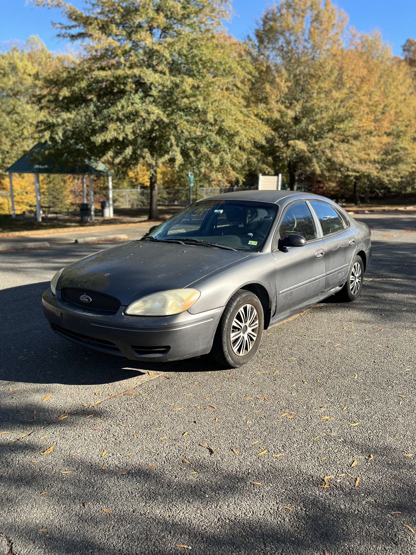 2005 Ford Taurus