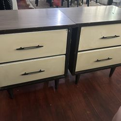 2 Used Nite Stands