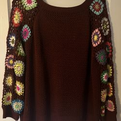 Sweater with granny square sleeves