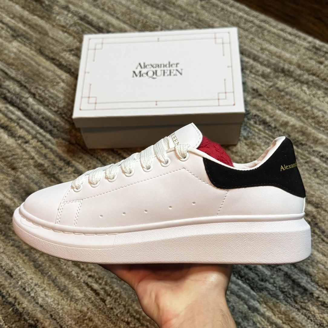 Alexander Mcqueen’s Shoes White