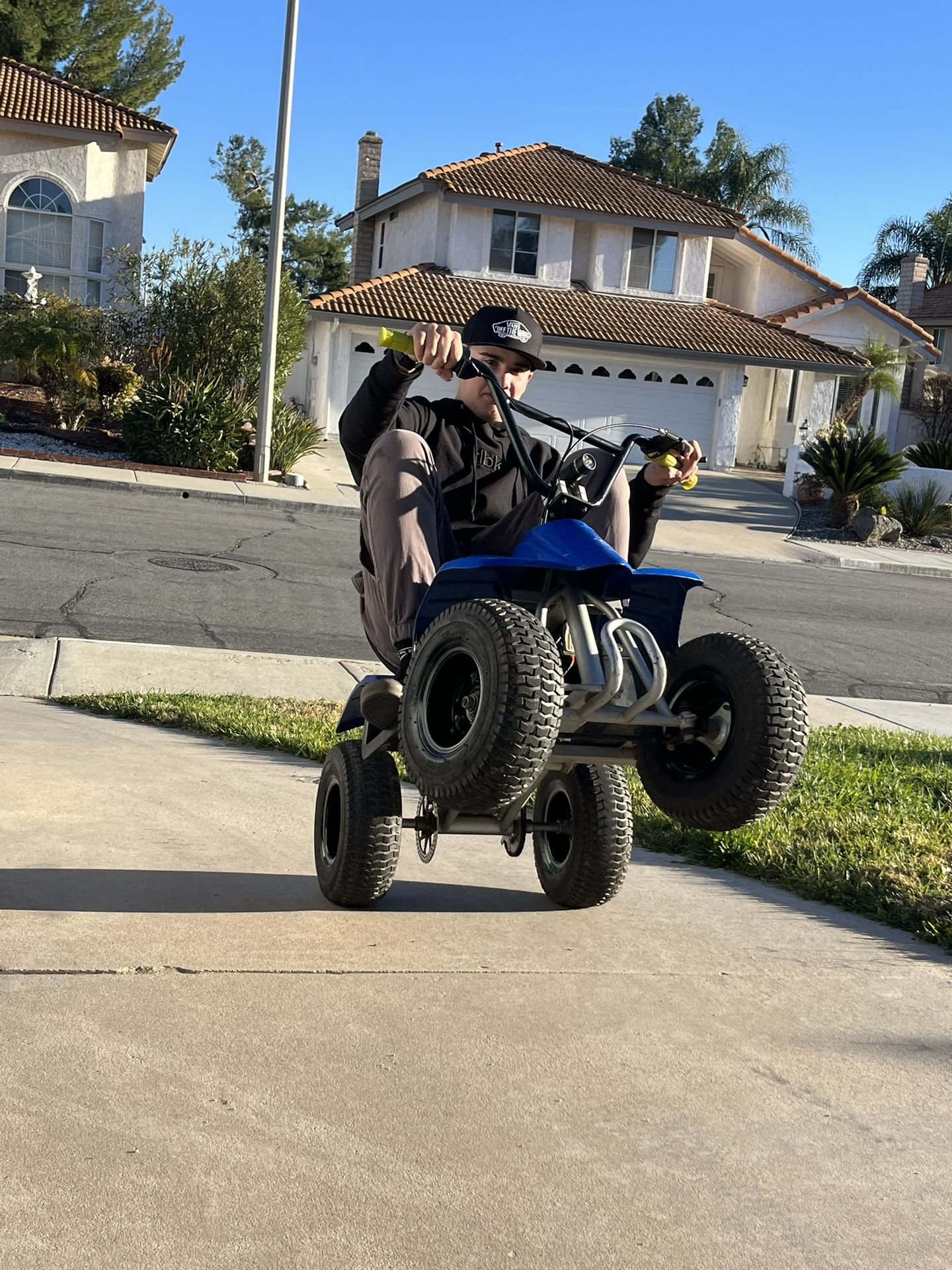 Razor Quad Electric 48v /54v 1000 Watt Wheelie Machine for Sale in