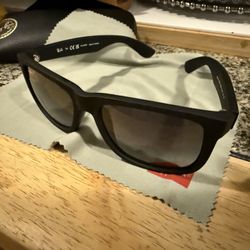 Brand New Ray-Ban Sunglasses W/receipt 