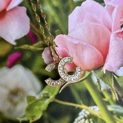 Double C Necklace 
