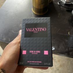 Valentino 