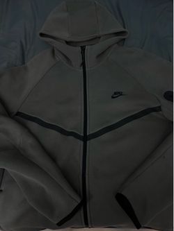 Nike tech