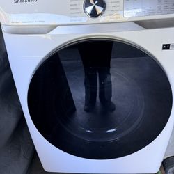 Samsung Dryer 2023- Works Perfectly 