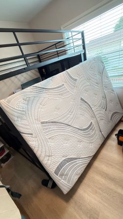 NEW Novaform 14” mattress Full