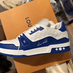 Louis Vuitton Sneakers 