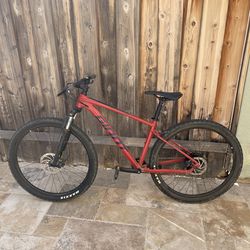 Giant Talon 2 2021 - Medium - 29"