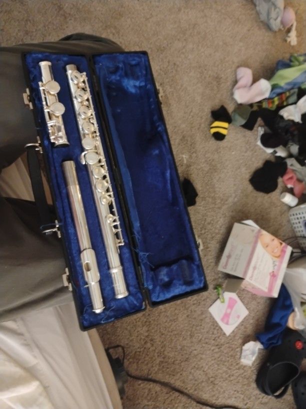 [**FLUTE**].  (ALPINE)