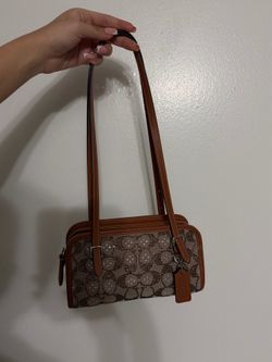 Coach Crystal Swing Zip