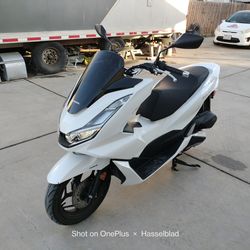 2022 Honda scooter 150cc