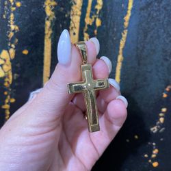 14k CROSS CHARM 