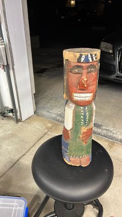 Carved wooden totem pole 18x7”