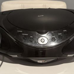 Ilive Radio/dvd Player/sdcard/iPhone/iphone Charger