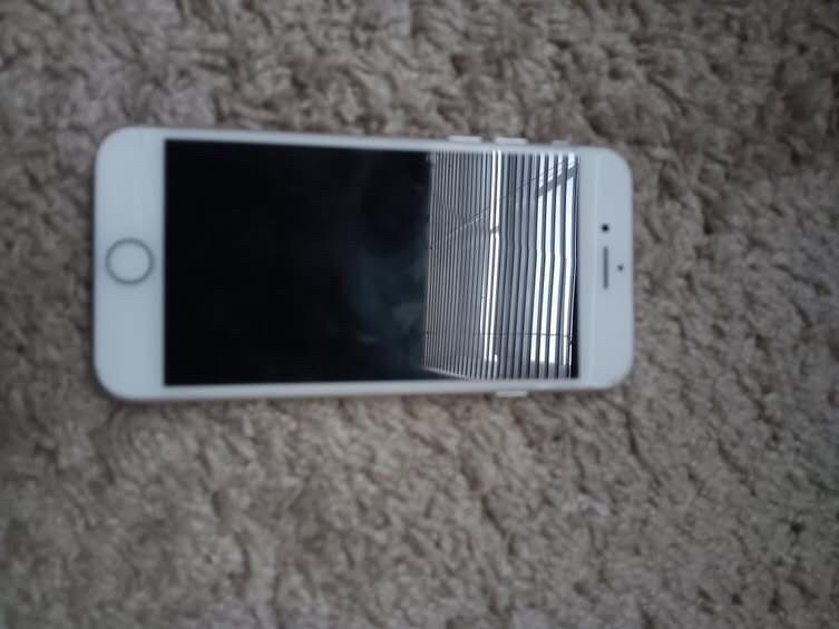 iphone 8^^