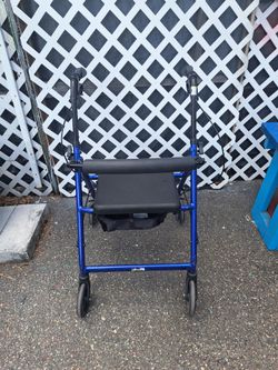 4 wheel walker w/ seat brakes storage bag