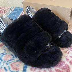Ugg slides Size 9 Brand New