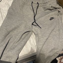 Men Grey Nike Tech Sweats 