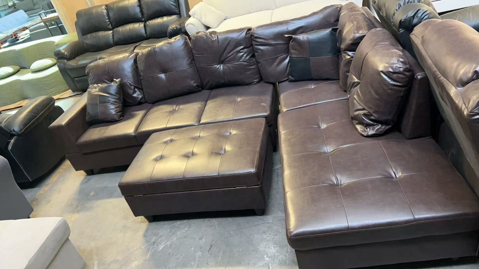 NEW SECTIONAL COUCH WITH OTTOMAN INCLUDED
