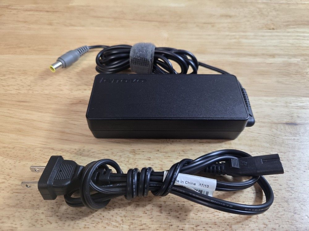 Lenovo Power Adapter 90W