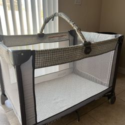 Graco Pack 'n Play® On The Go™ Playard, Kaden Bed