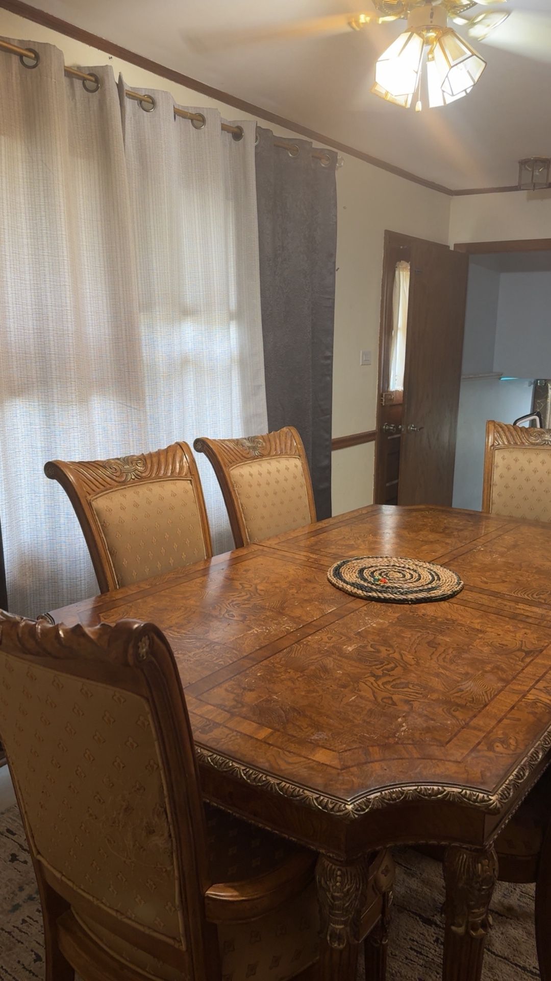 Free Table