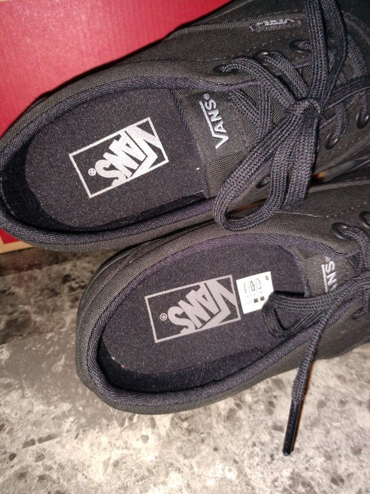 Ladies Black VANS Size 8.5