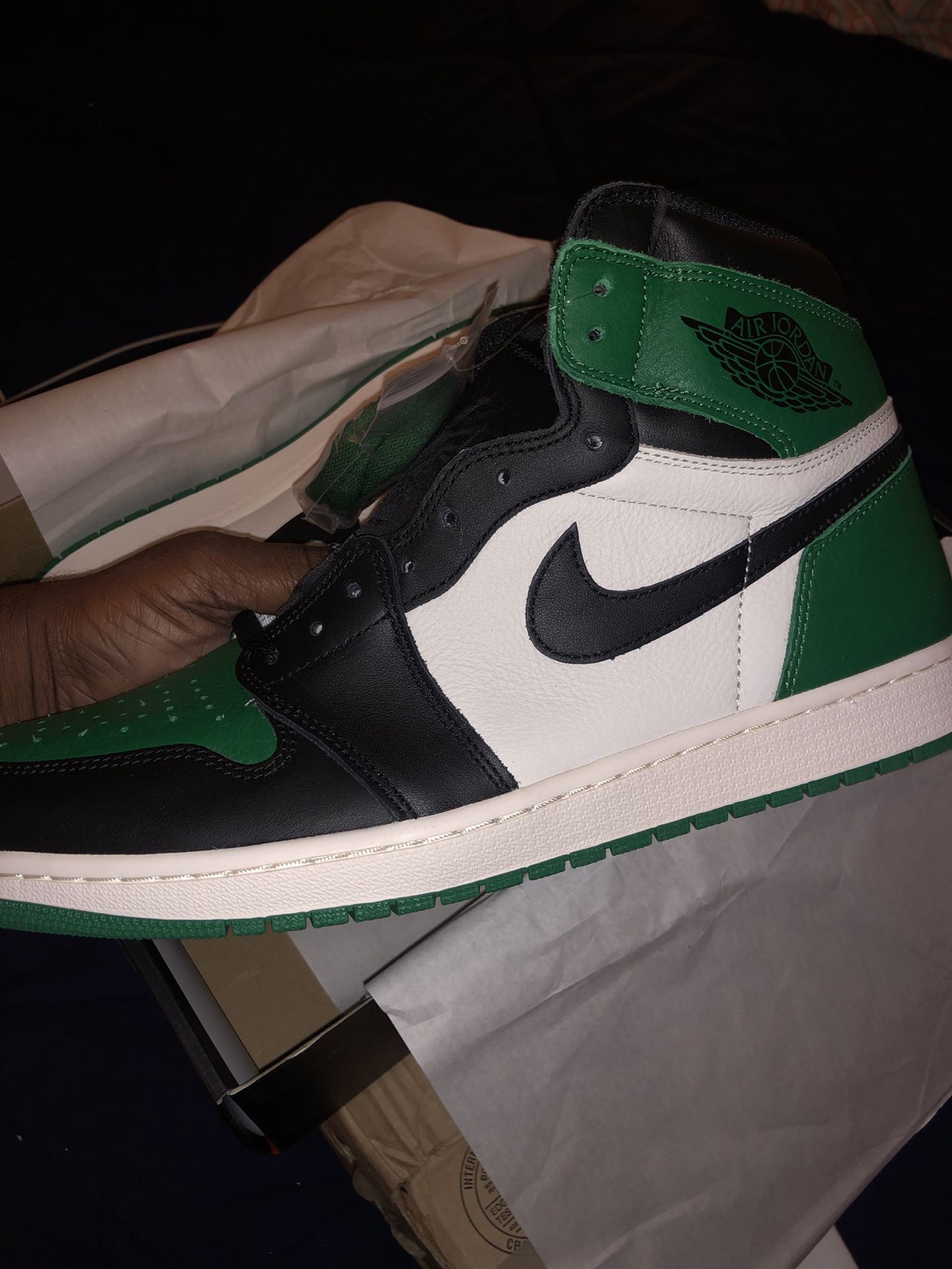 Air Jordan retro 1 pine green size 12 new