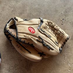 Rawlings Gold Glove