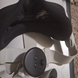 Guitar And Vr Headset For Just 120$