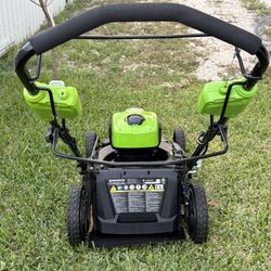 Greenworks 40V 21" Brushless Cordless Self-Propelled Lawn Mower