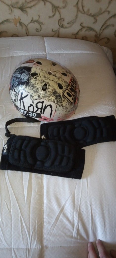 Skate Board Helmet And Elbow Pads 