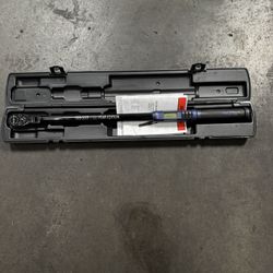 SNAP ON ATECH3F300VA5 DIGITAL FLEX HEAD TORQUE WRENCH 105TH YEAR EDITION Snapon