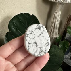 Howlite Palm Stone Flat Worry Stone B