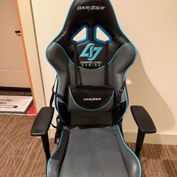 DXRacer Gaming Chair – Counter Logic Gaming (CLG Edition)