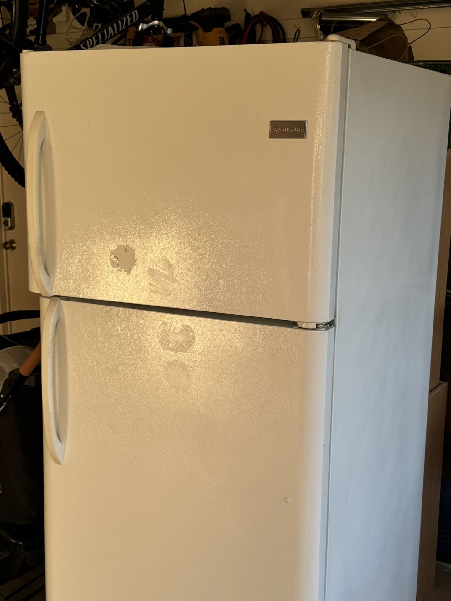 Refrigerator